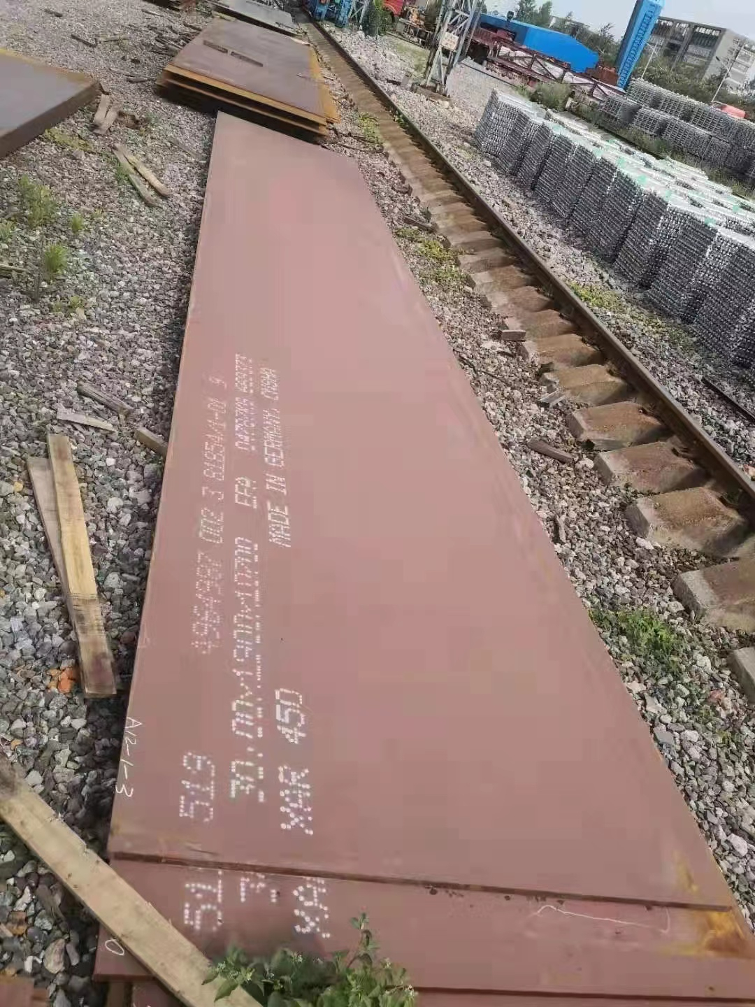 ​进口耐磨钢板厂家