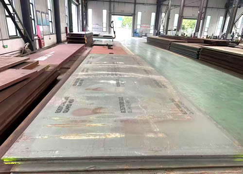 堆焊耐磨板材质是什么?